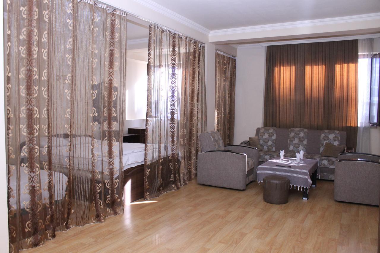 Hotel Hayat Batumi Exterior foto
